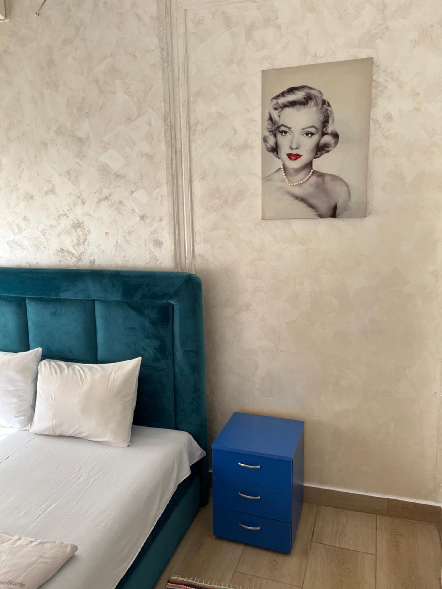 Sobe Sa Sopstvenim Kupatilom Private Rooms Bathroom In Center 노비사드 외부 사진
