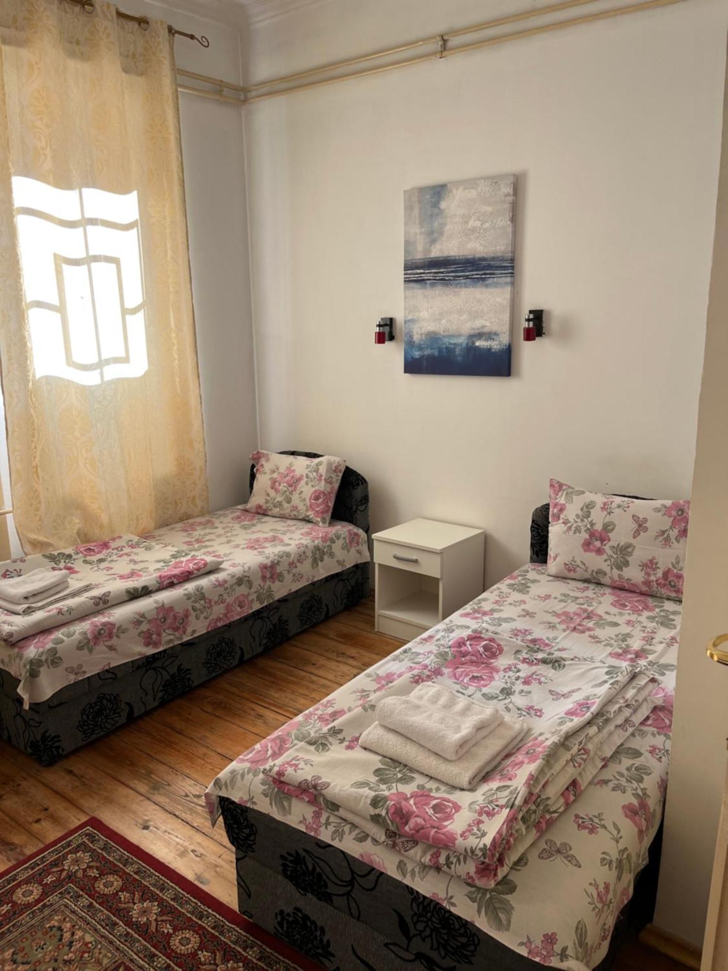Sobe Sa Sopstvenim Kupatilom Private Rooms Bathroom In Center 노비사드 외부 사진