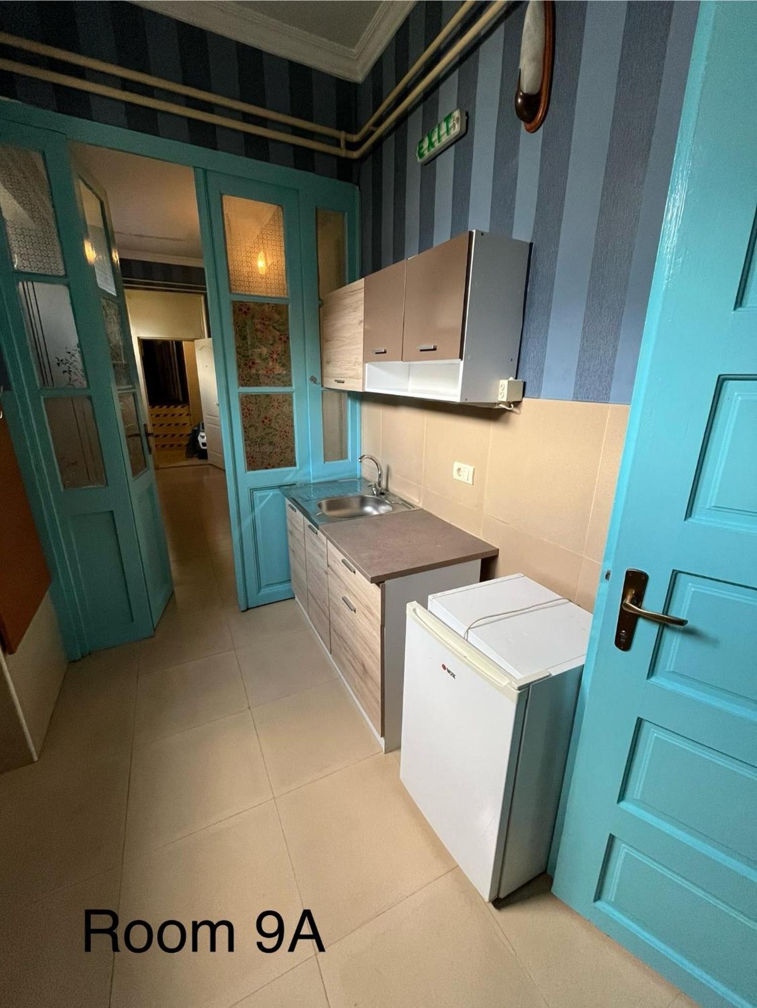 Sobe Sa Sopstvenim Kupatilom Private Rooms Bathroom In Center 노비사드 외부 사진