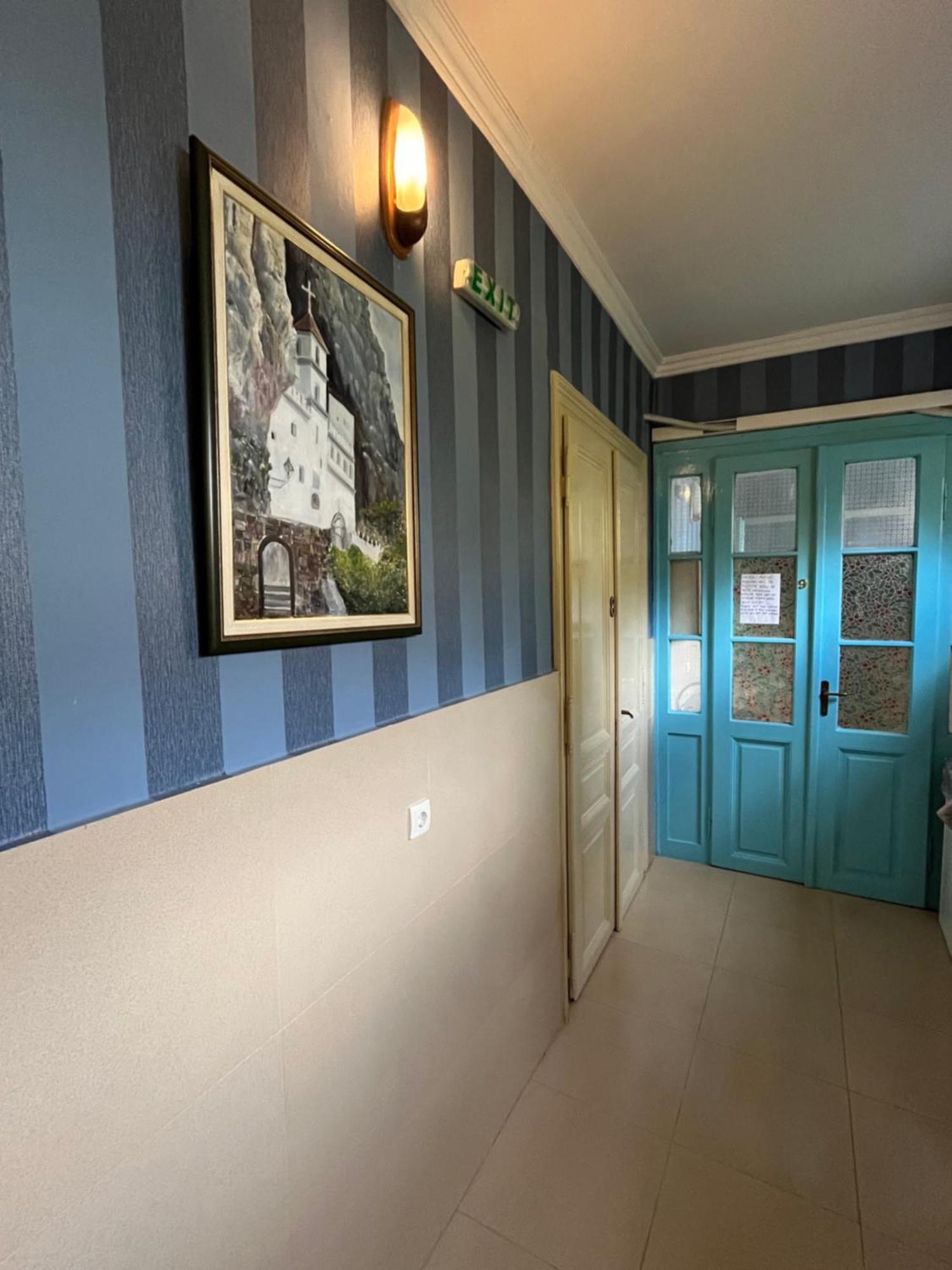 Sobe Sa Sopstvenim Kupatilom Private Rooms Bathroom In Center 노비사드 외부 사진